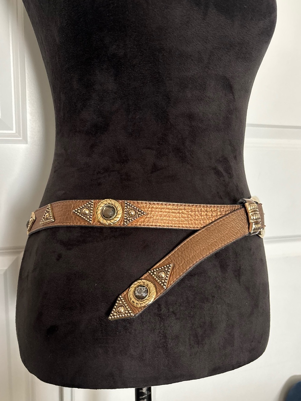 Leatherock Tan Leather Belt with Gold Medallion Accents
